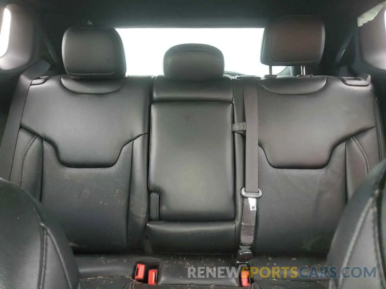 10 Photograph of a damaged car 3C4NJDEB3MT595889 JEEP COMPASS 2021