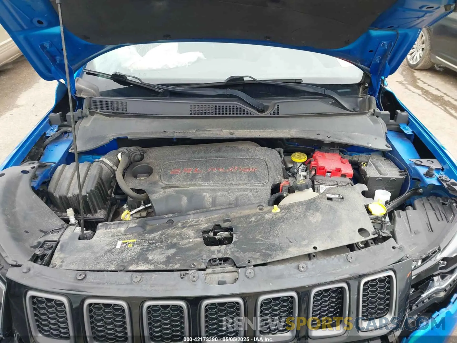 10 Photograph of a damaged car 3C4NJDEB4MT519257 JEEP COMPASS 2021
