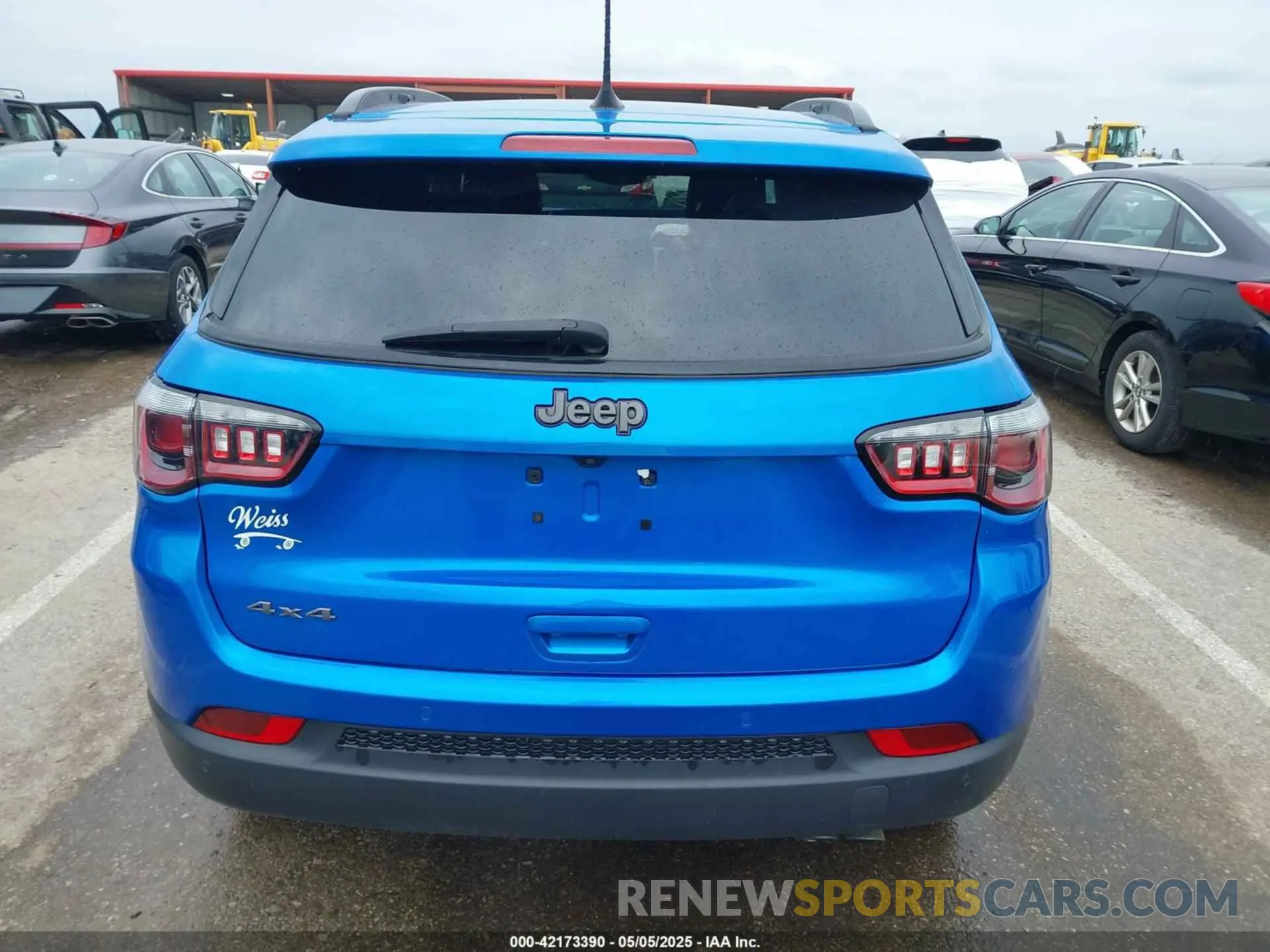 16 Photograph of a damaged car 3C4NJDEB4MT519257 JEEP COMPASS 2021