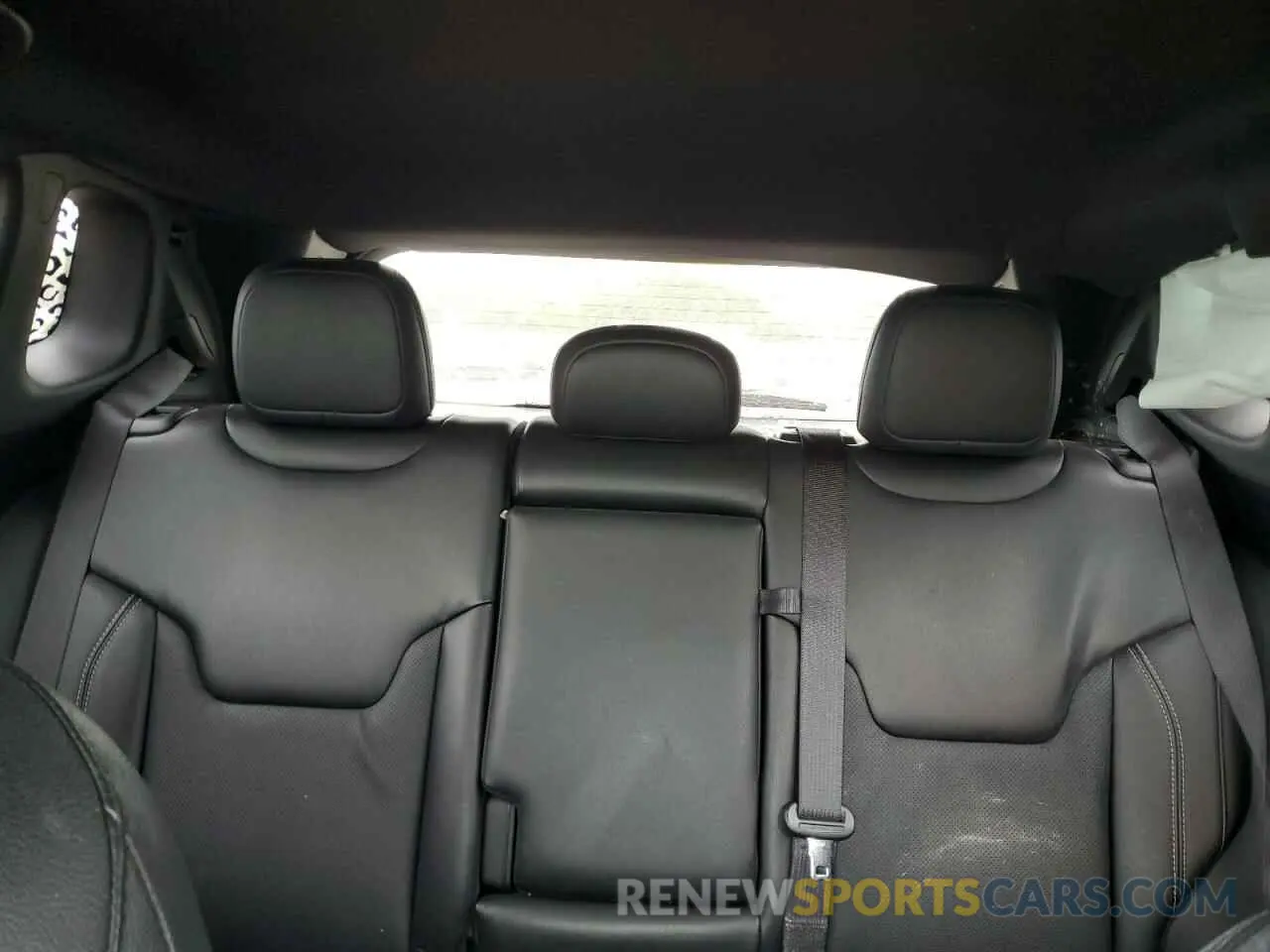 10 Photograph of a damaged car 3C4NJDEB4MT529044 JEEP COMPASS 2021