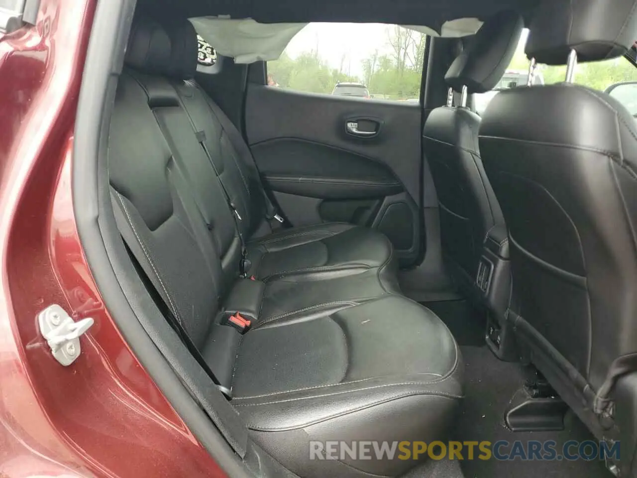11 Photograph of a damaged car 3C4NJDEB4MT529044 JEEP COMPASS 2021