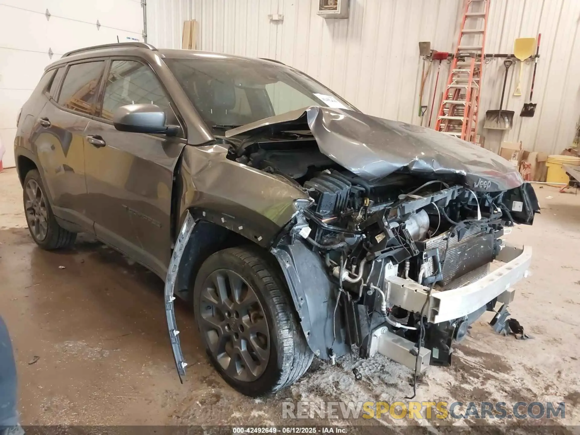1 Photograph of a damaged car 3C4NJDEB4MT543171 JEEP COMPASS 2021