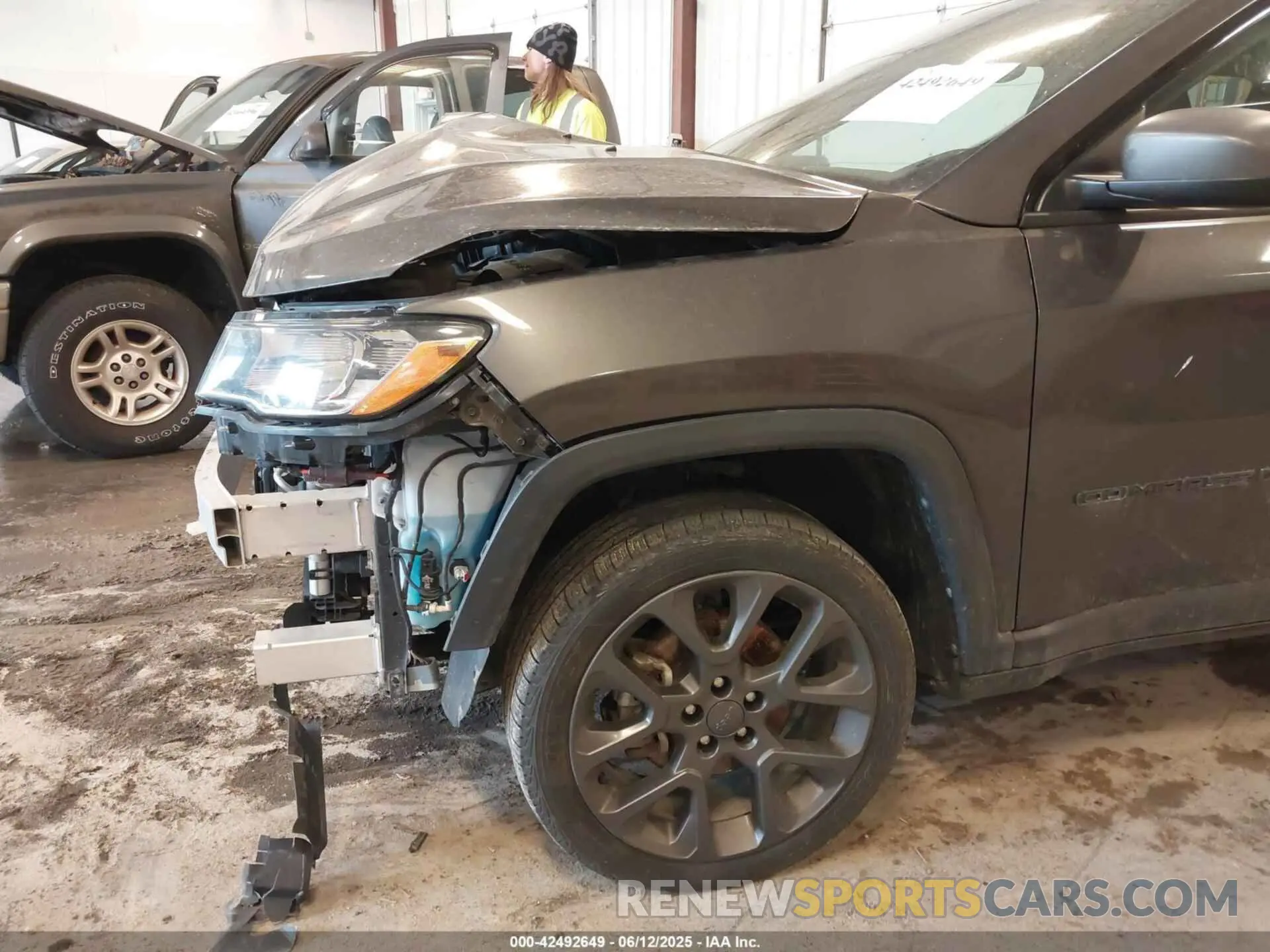 12 Photograph of a damaged car 3C4NJDEB4MT543171 JEEP COMPASS 2021