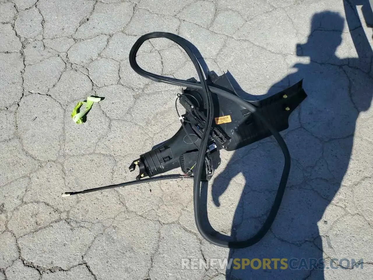 13 Photograph of a damaged car 3C4NJDEB4MT565784 JEEP COMPASS 2021