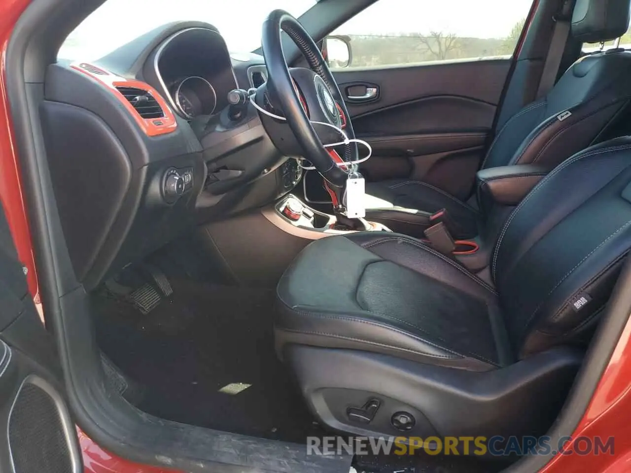 7 Photograph of a damaged car 3C4NJDEB4MT565784 JEEP COMPASS 2021