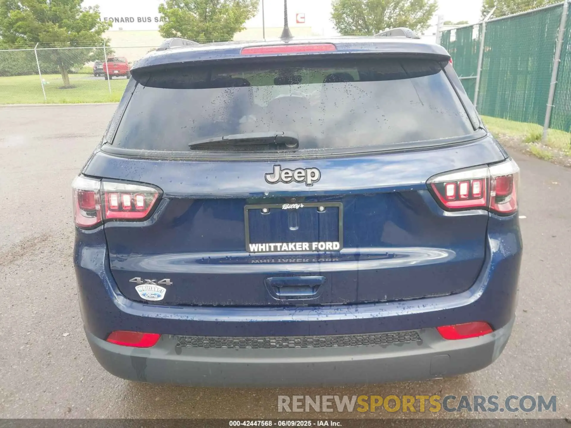 16 Photograph of a damaged car 3C4NJDEB5MT520949 JEEP COMPASS 2021