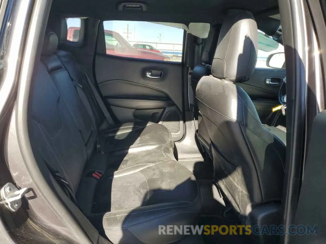 11 Photograph of a damaged car 3C4NJDEB6MT601295 JEEP COMPASS 2021