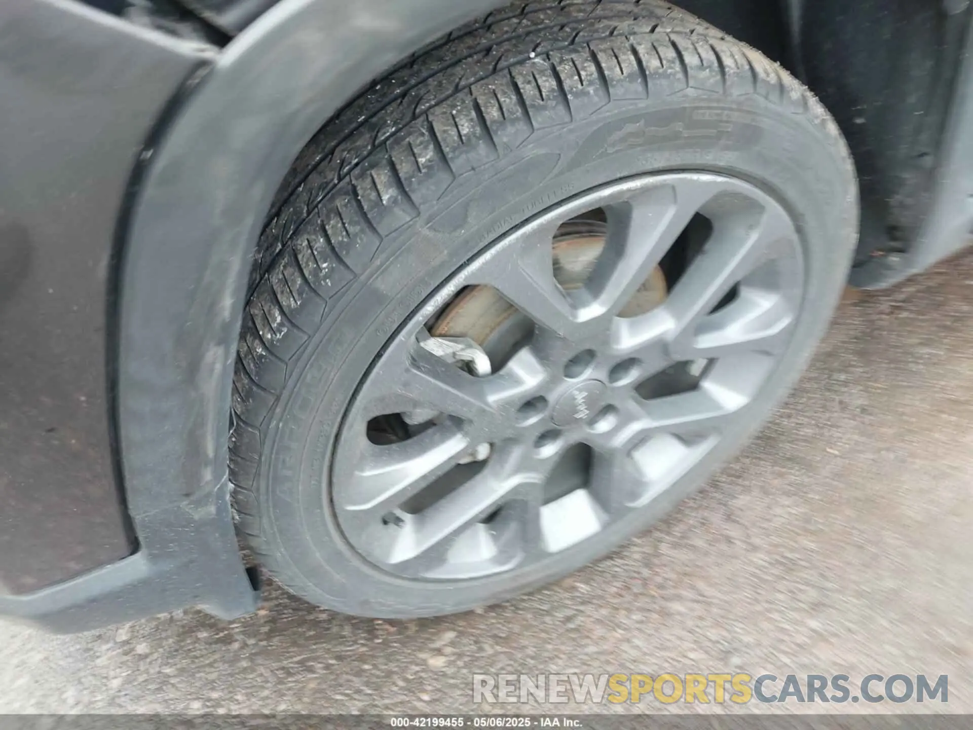 12 Photograph of a damaged car 3C4NJDEB8MT570616 JEEP COMPASS 2021