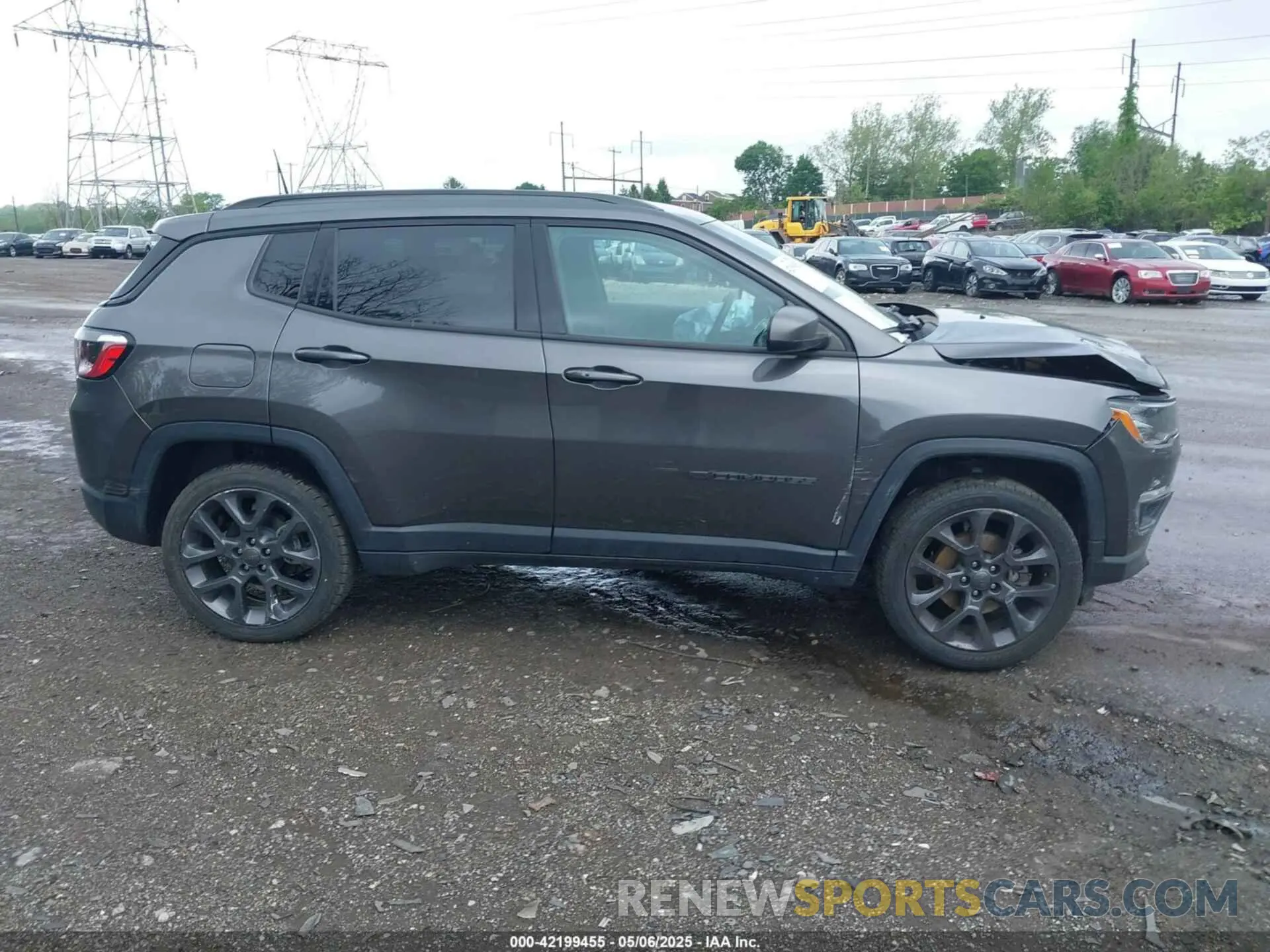 14 Photograph of a damaged car 3C4NJDEB8MT570616 JEEP COMPASS 2021