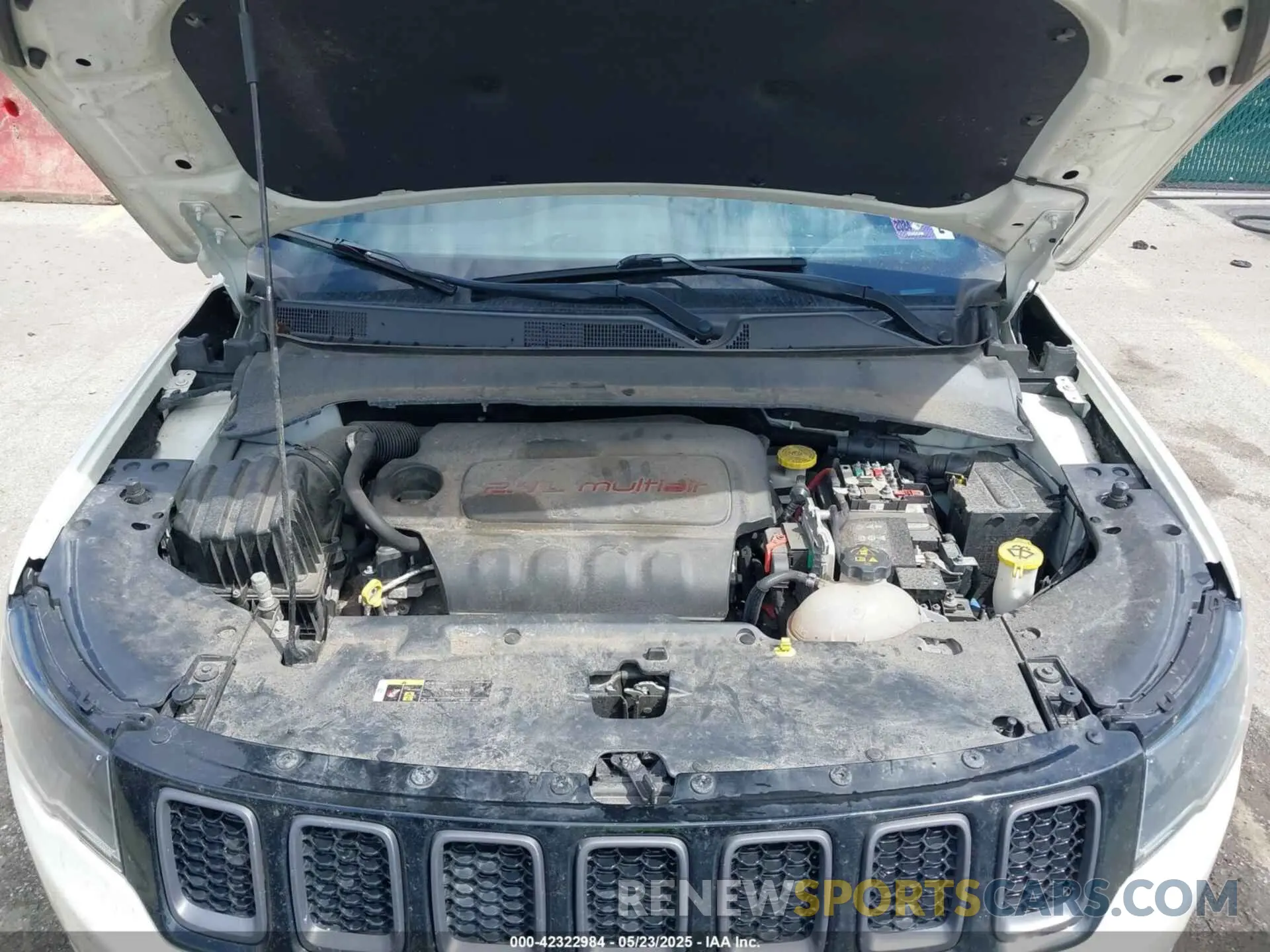 10 Photograph of a damaged car 3C4NJDEB9MT516631 JEEP COMPASS 2021