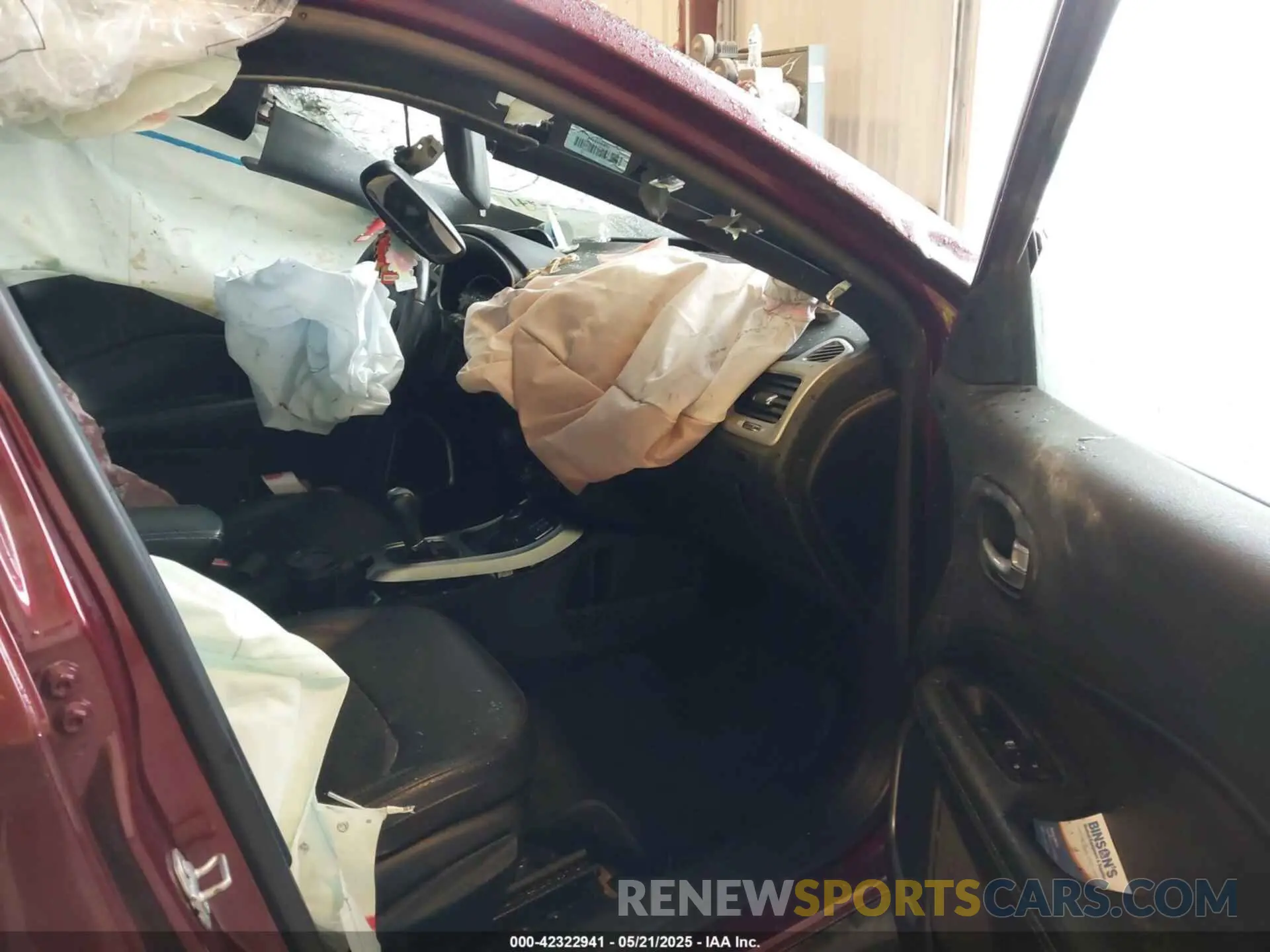 5 Photograph of a damaged car 3C4NJDEBXMT529078 JEEP COMPASS 2021