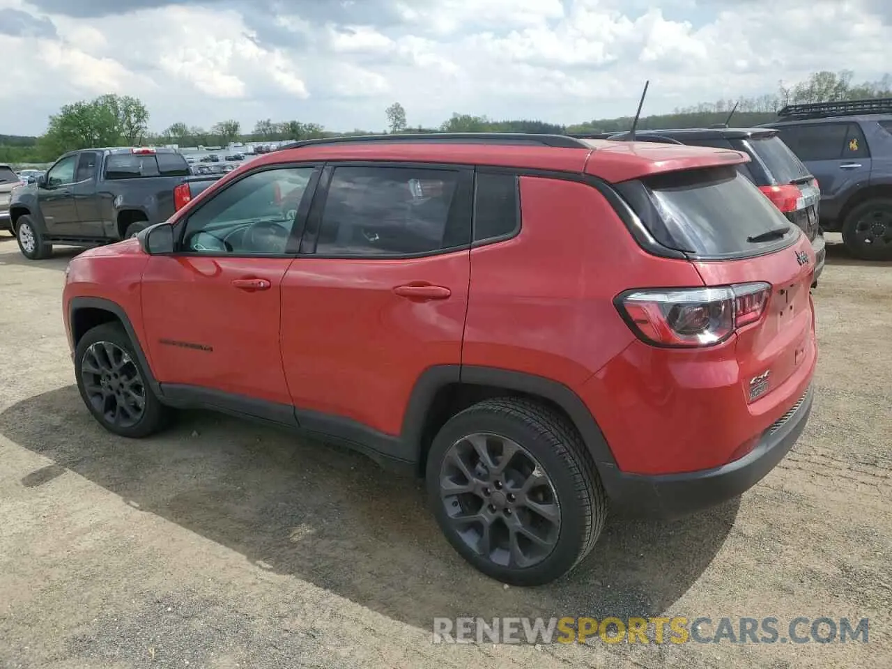 2 Photograph of a damaged car 3C4NJDEBXMT532899 JEEP COMPASS 2021