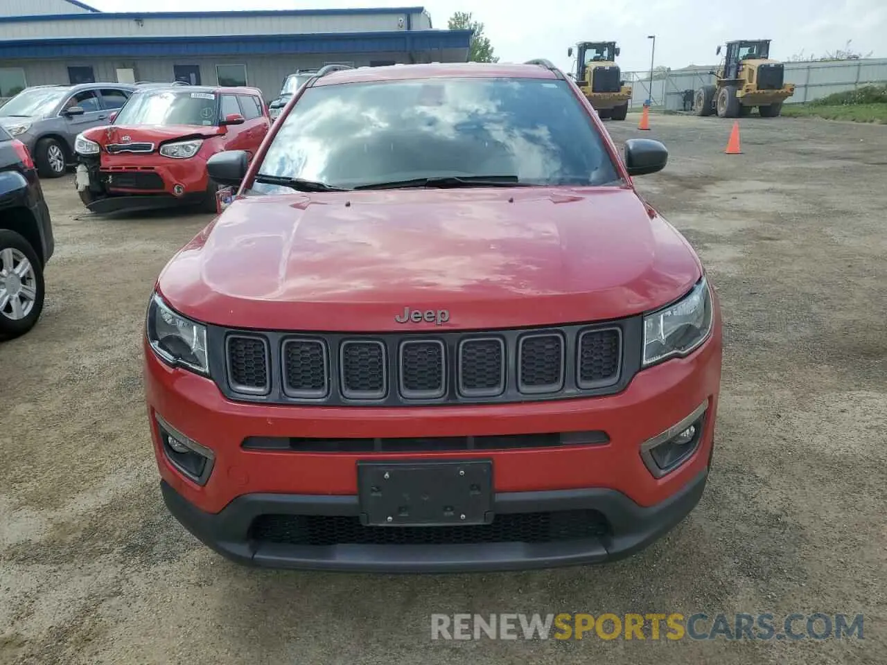 5 Photograph of a damaged car 3C4NJDEBXMT532899 JEEP COMPASS 2021
