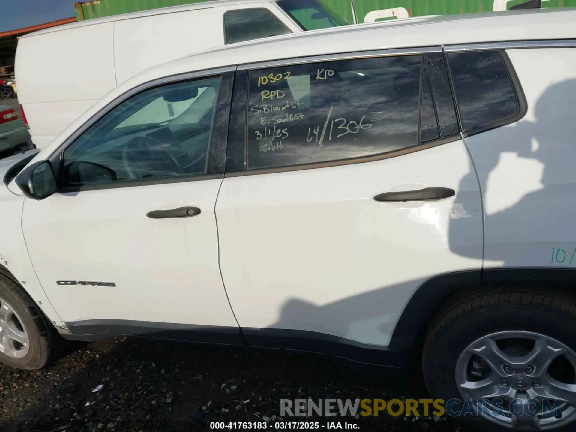 15 Photograph of a damaged car 3C4NJCAB4NT121306 JEEP COMPASS 2022