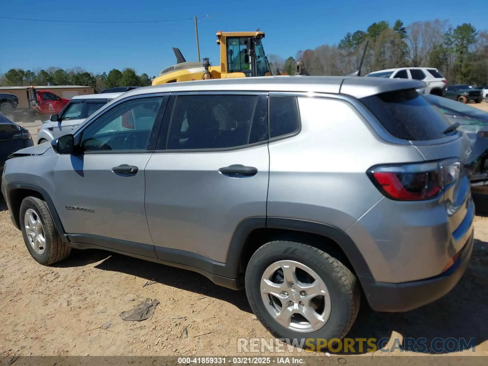 14 Photograph of a damaged car 3C4NJCAB7NT217818 JEEP COMPASS 2022