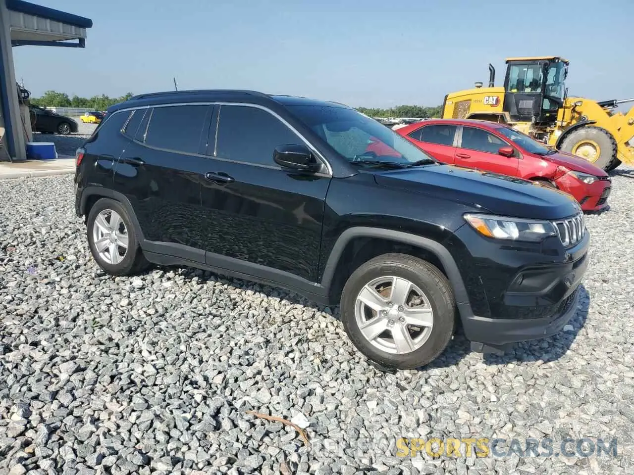 4 Photograph of a damaged car 3C4NJCBB0NT139851 JEEP COMPASS 2022