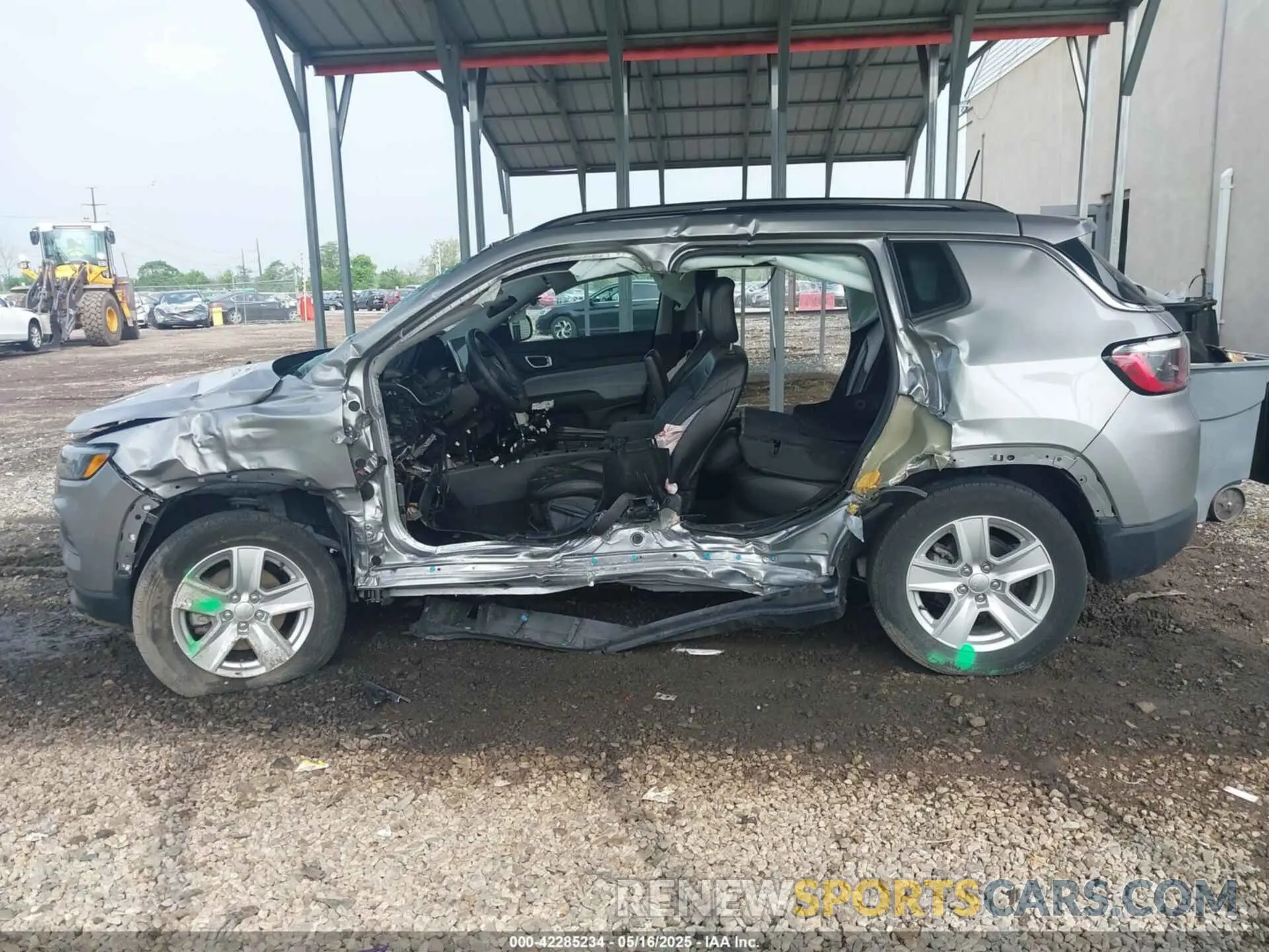14 Photograph of a damaged car 3C4NJCBB0NT140157 JEEP COMPASS 2022