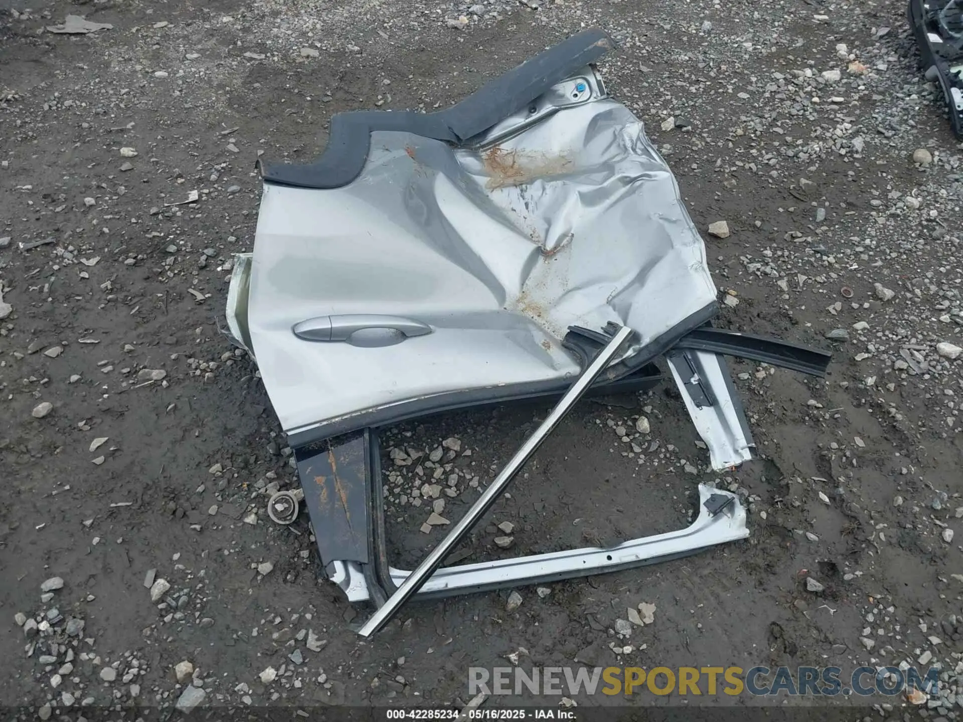 19 Photograph of a damaged car 3C4NJCBB0NT140157 JEEP COMPASS 2022