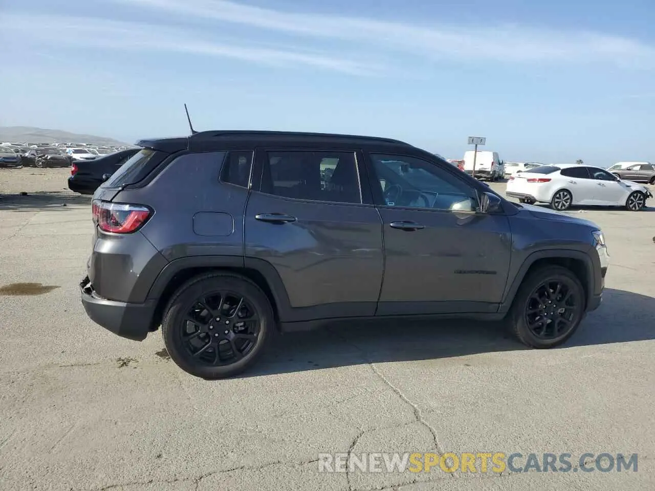 3 Photograph of a damaged car 3C4NJCBB0NT187625 JEEP COMPASS 2022