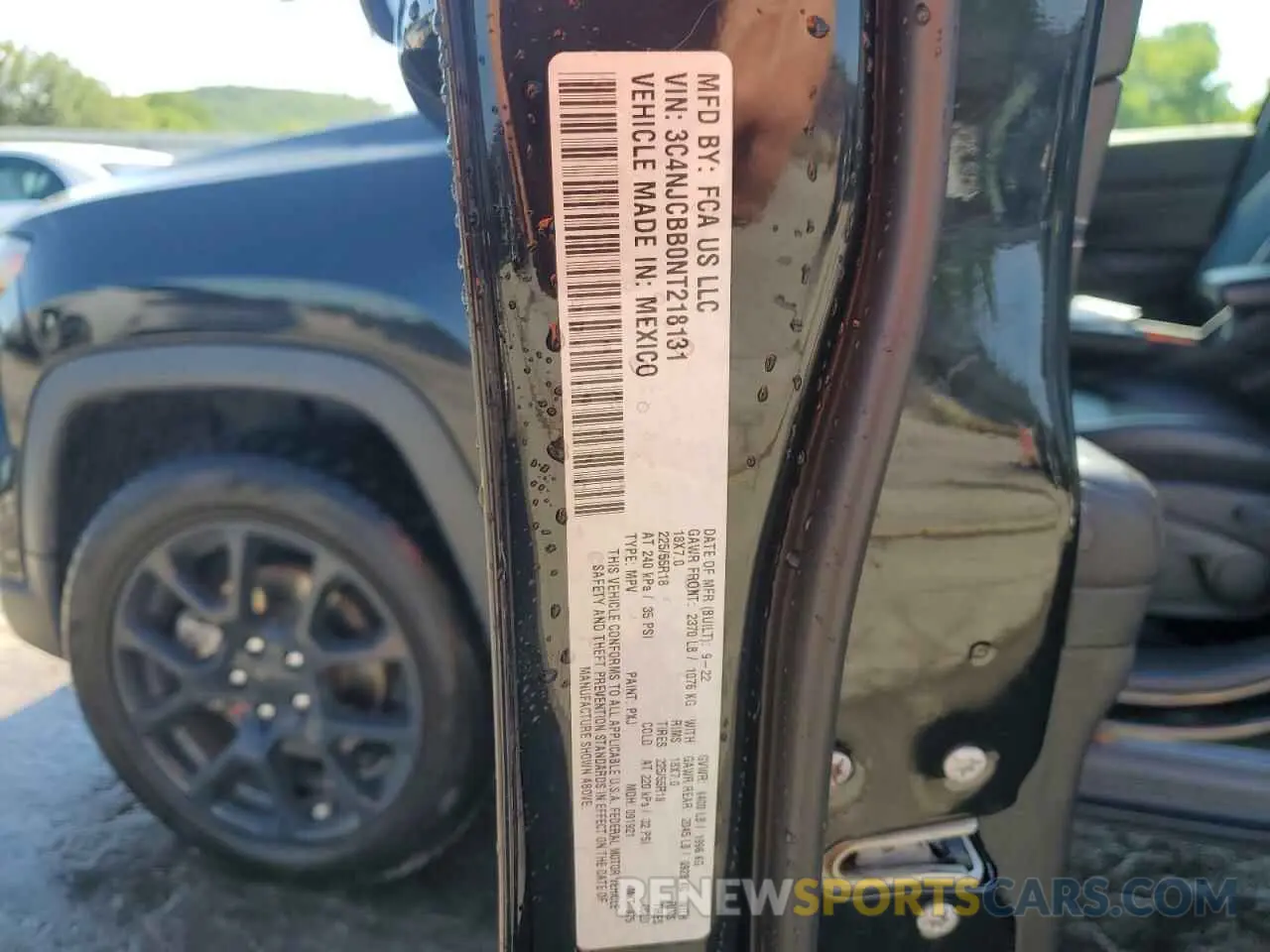 14 Photograph of a damaged car 3C4NJCBB0NT218131 JEEP COMPASS 2022