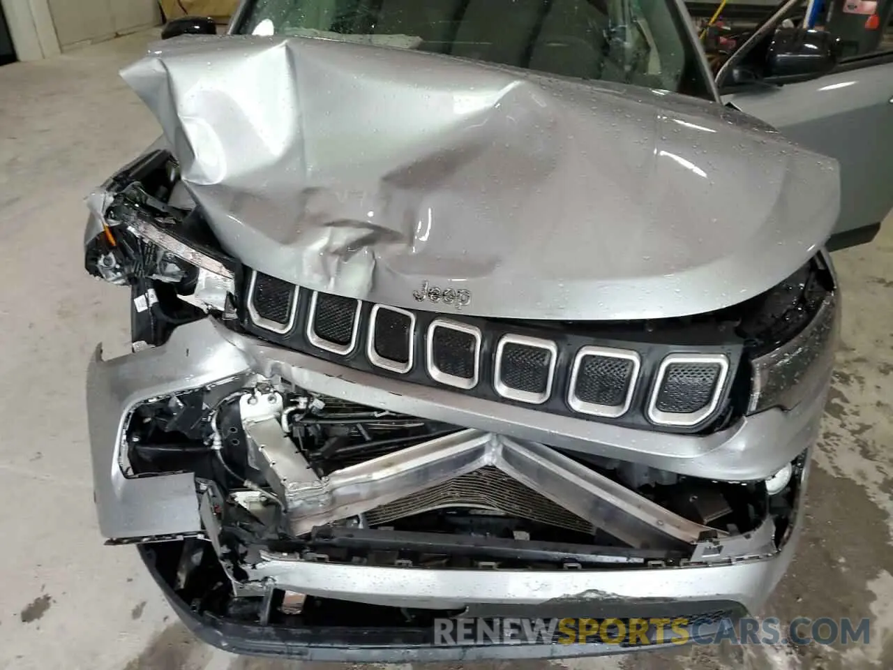 12 Photograph of a damaged car 3C4NJCBB1NT112755 JEEP COMPASS 2022
