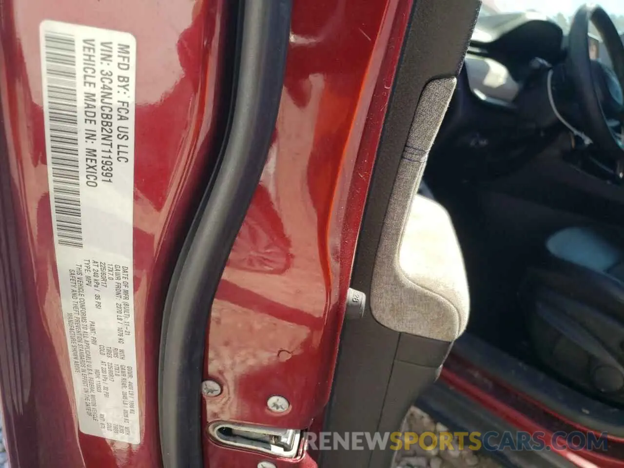 13 Photograph of a damaged car 3C4NJCBB2NT119391 JEEP COMPASS 2022