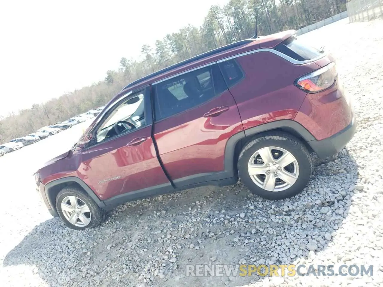 2 Photograph of a damaged car 3C4NJCBB2NT119391 JEEP COMPASS 2022