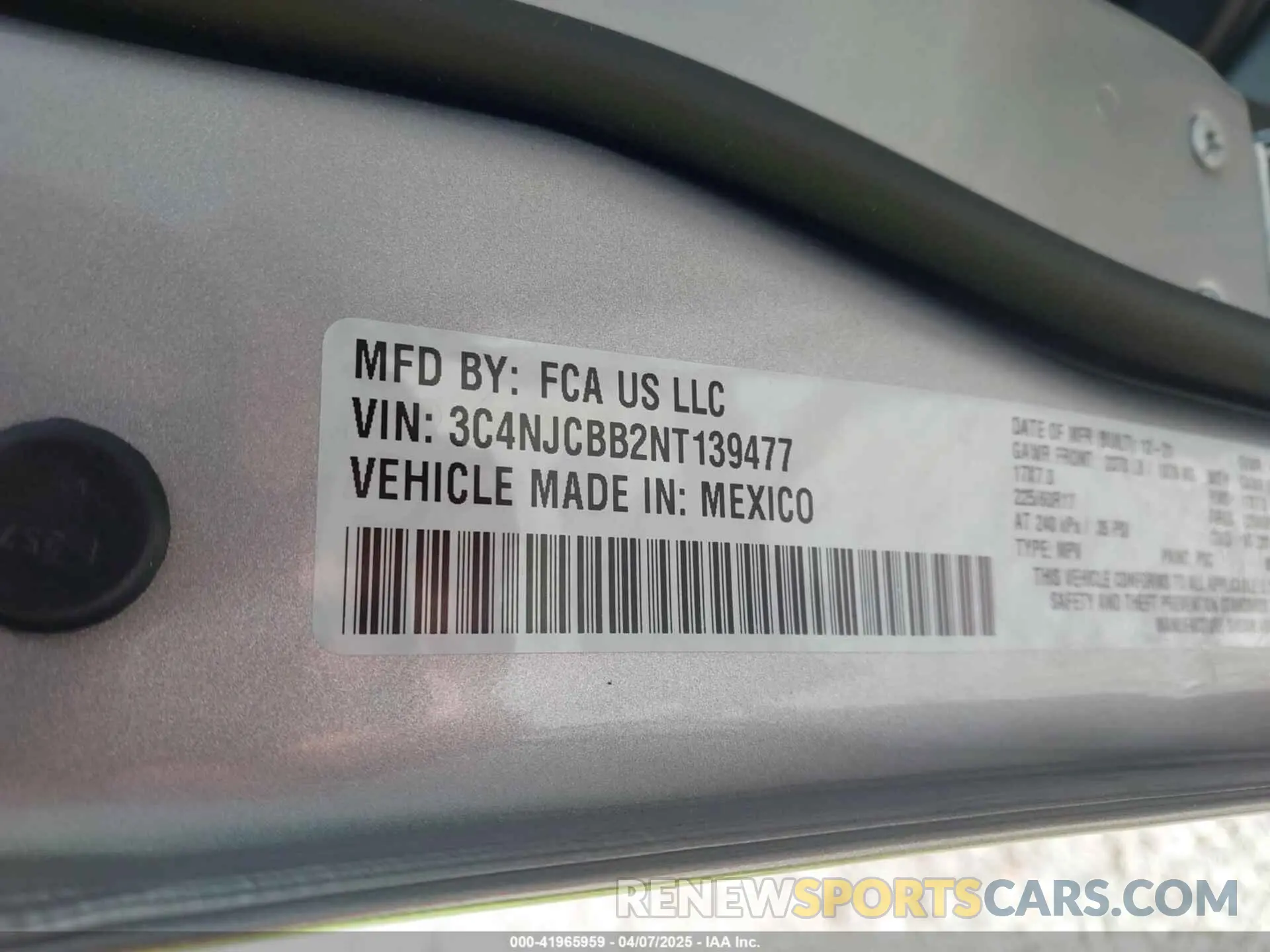 9 Photograph of a damaged car 3C4NJCBB2NT139477 JEEP COMPASS 2022