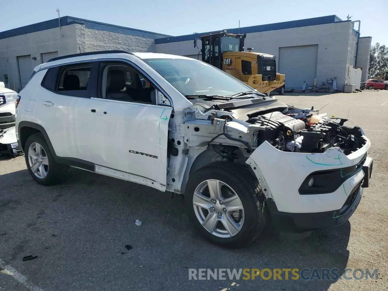 4 Photograph of a damaged car 3C4NJCBB2NT198626 JEEP COMPASS 2022