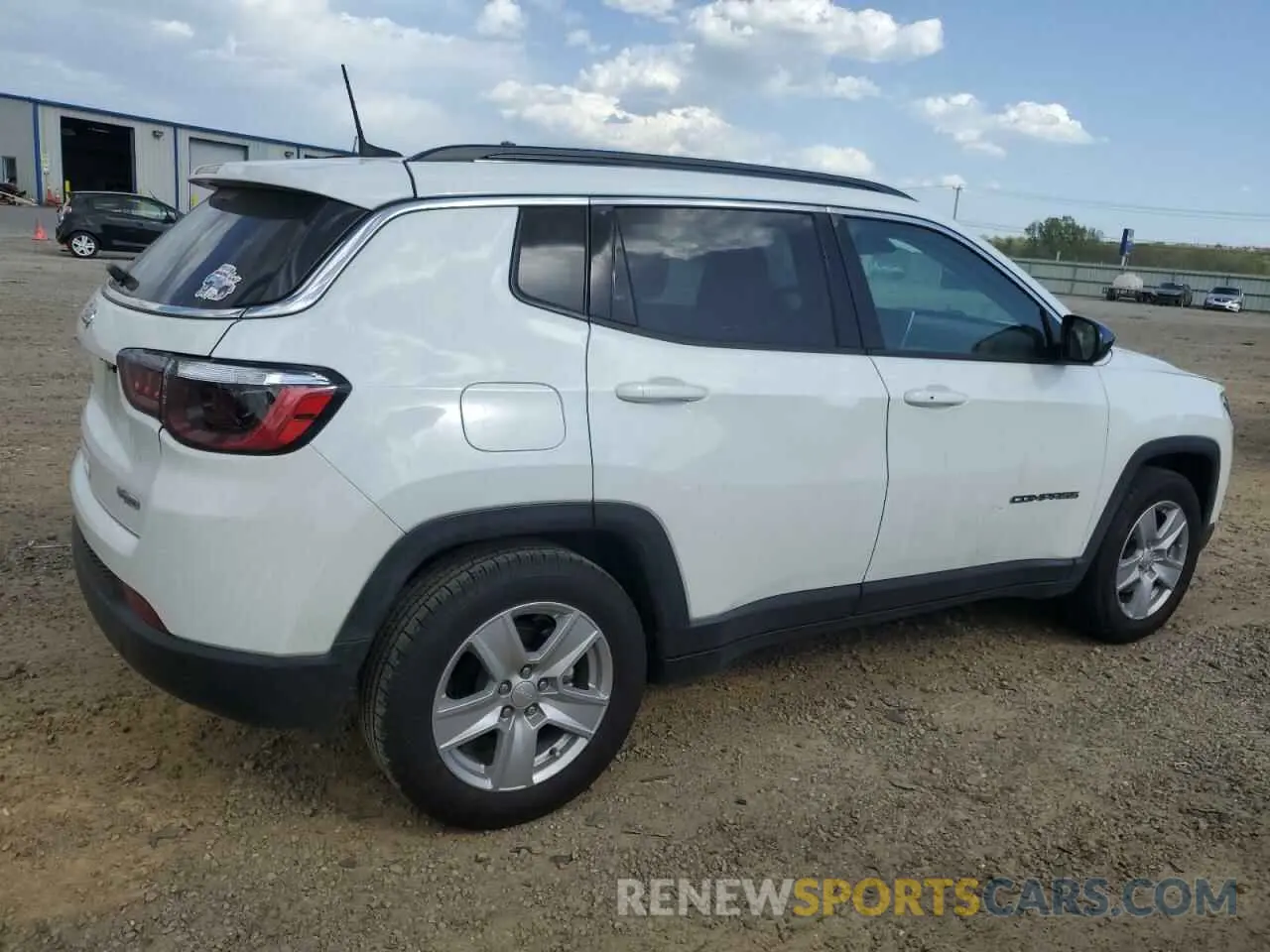 3 Photograph of a damaged car 3C4NJCBB2NT234332 JEEP COMPASS 2022