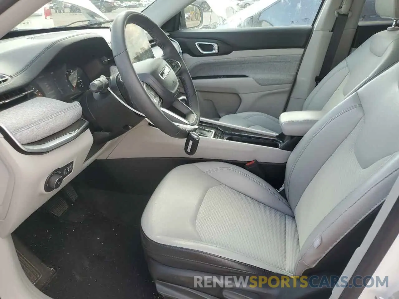 7 Photograph of a damaged car 3C4NJCBB2NT234332 JEEP COMPASS 2022