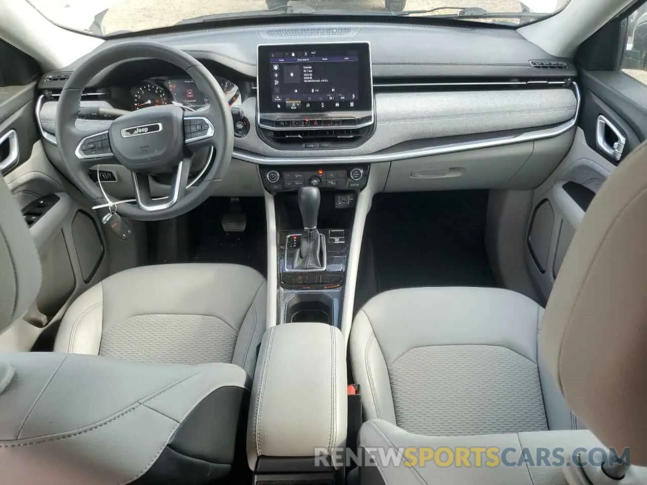 8 Photograph of a damaged car 3C4NJCBB2NT234332 JEEP COMPASS 2022