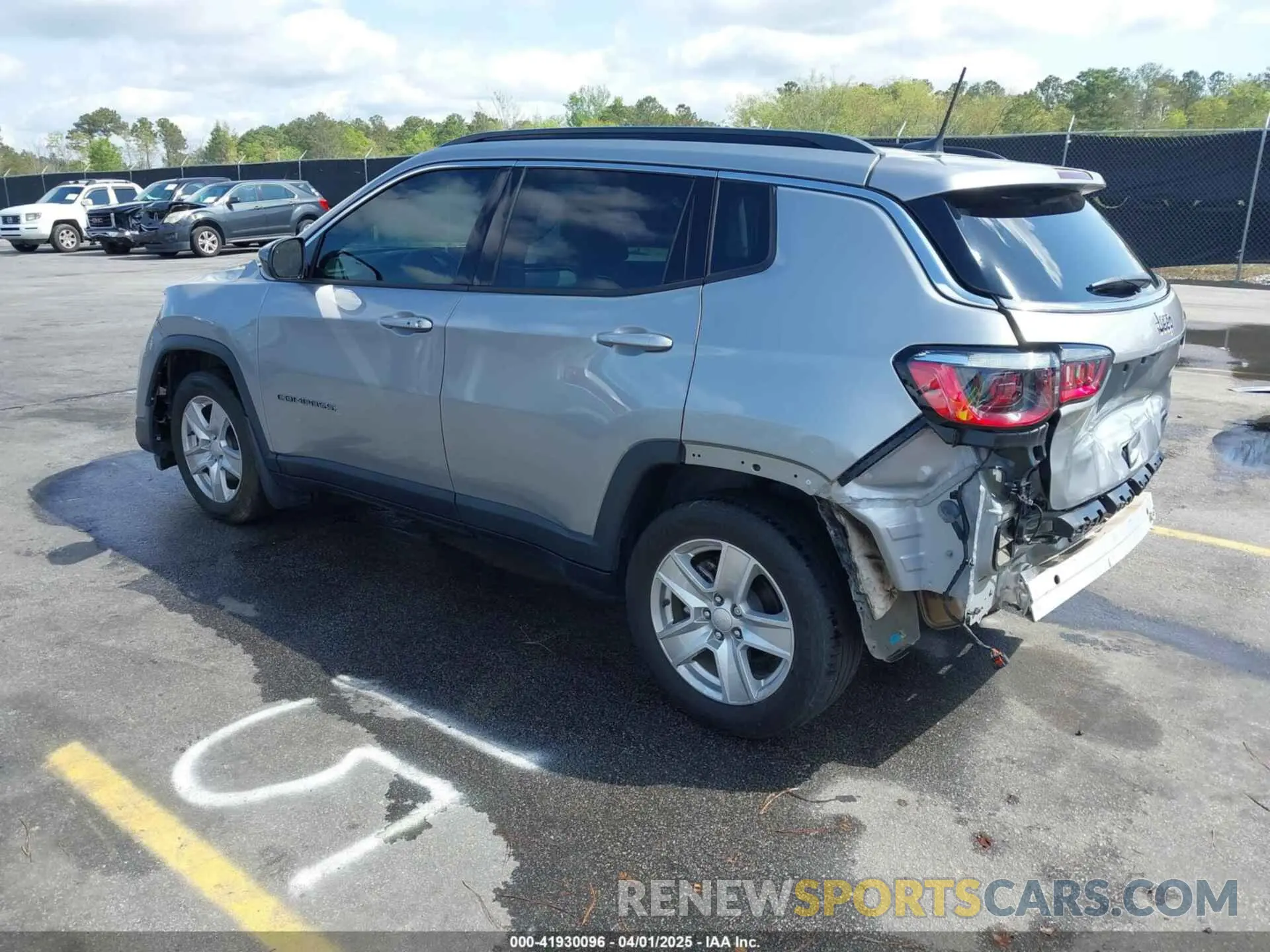 3 Photograph of a damaged car 3C4NJCBB3NT188428 JEEP COMPASS 2022