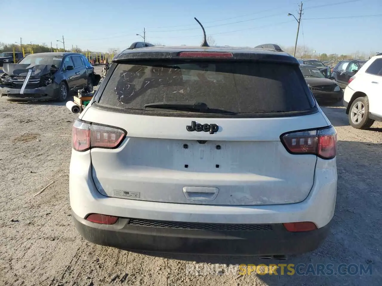 6 Photograph of a damaged car 3C4NJCBB3NT225638 JEEP COMPASS 2022