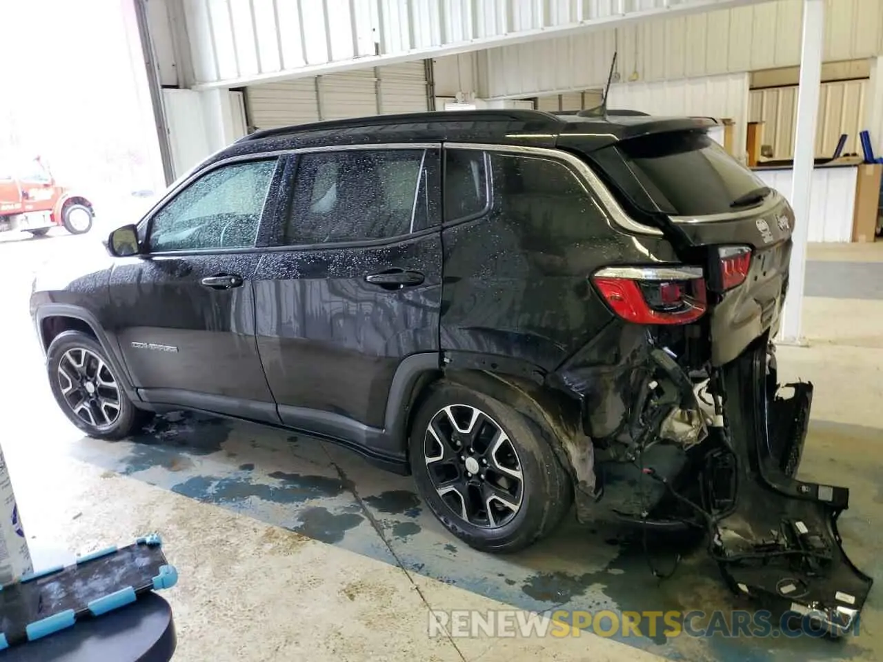2 Photograph of a damaged car 3C4NJCBB4NT106495 JEEP COMPASS 2022