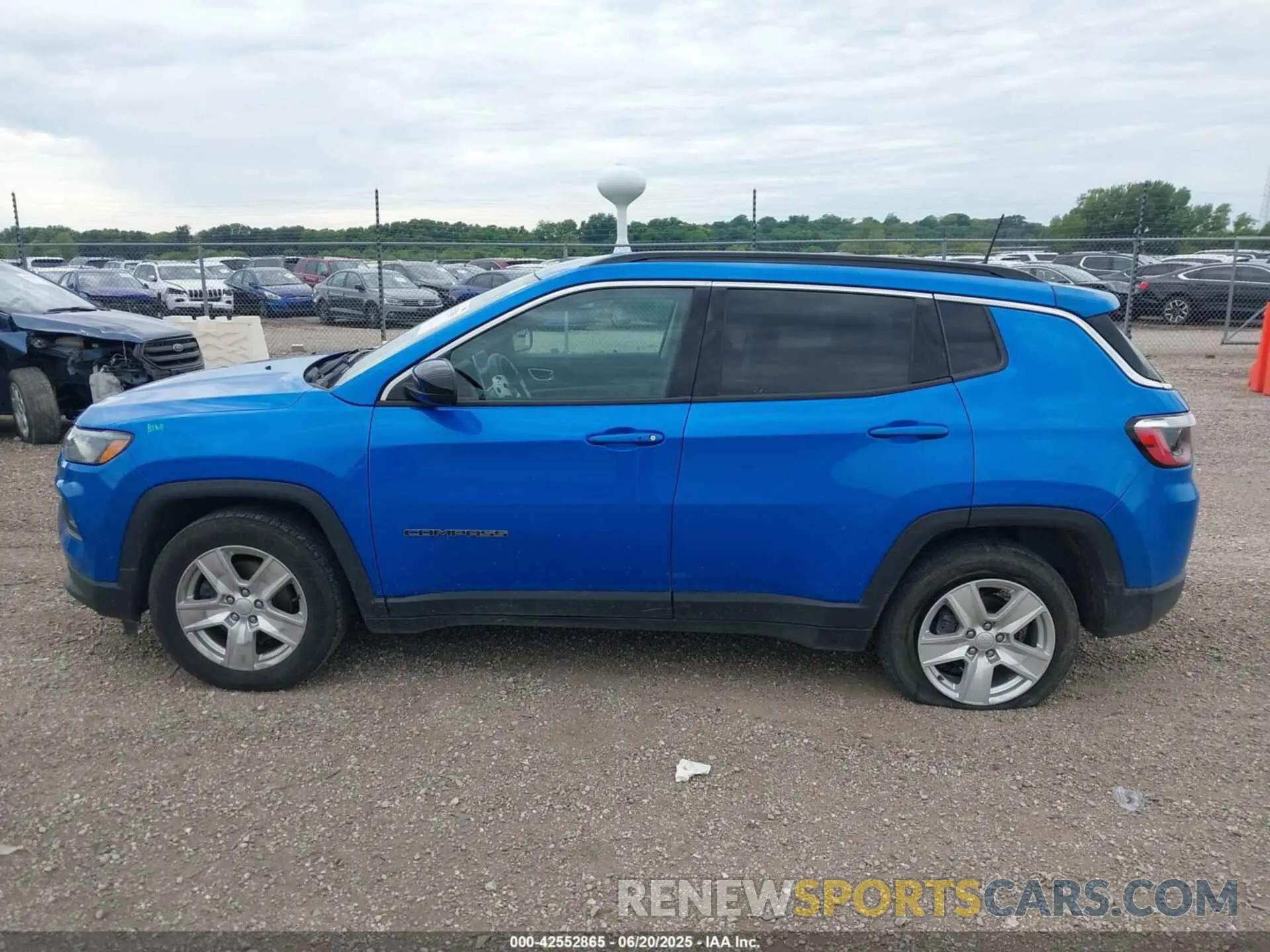 14 Photograph of a damaged car 3C4NJCBB4NT112832 JEEP COMPASS 2022