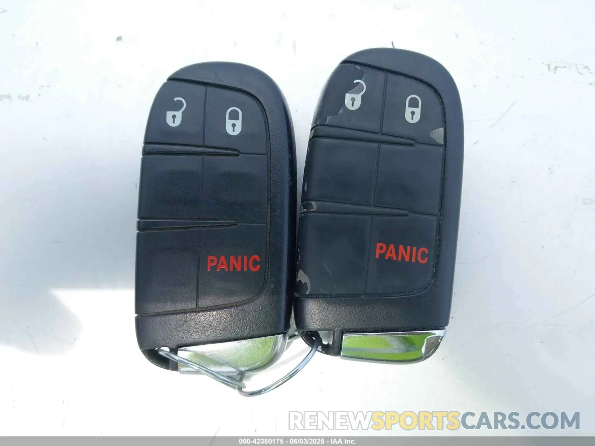 11 Photograph of a damaged car 3C4NJCBB4NT139111 JEEP COMPASS 2022
