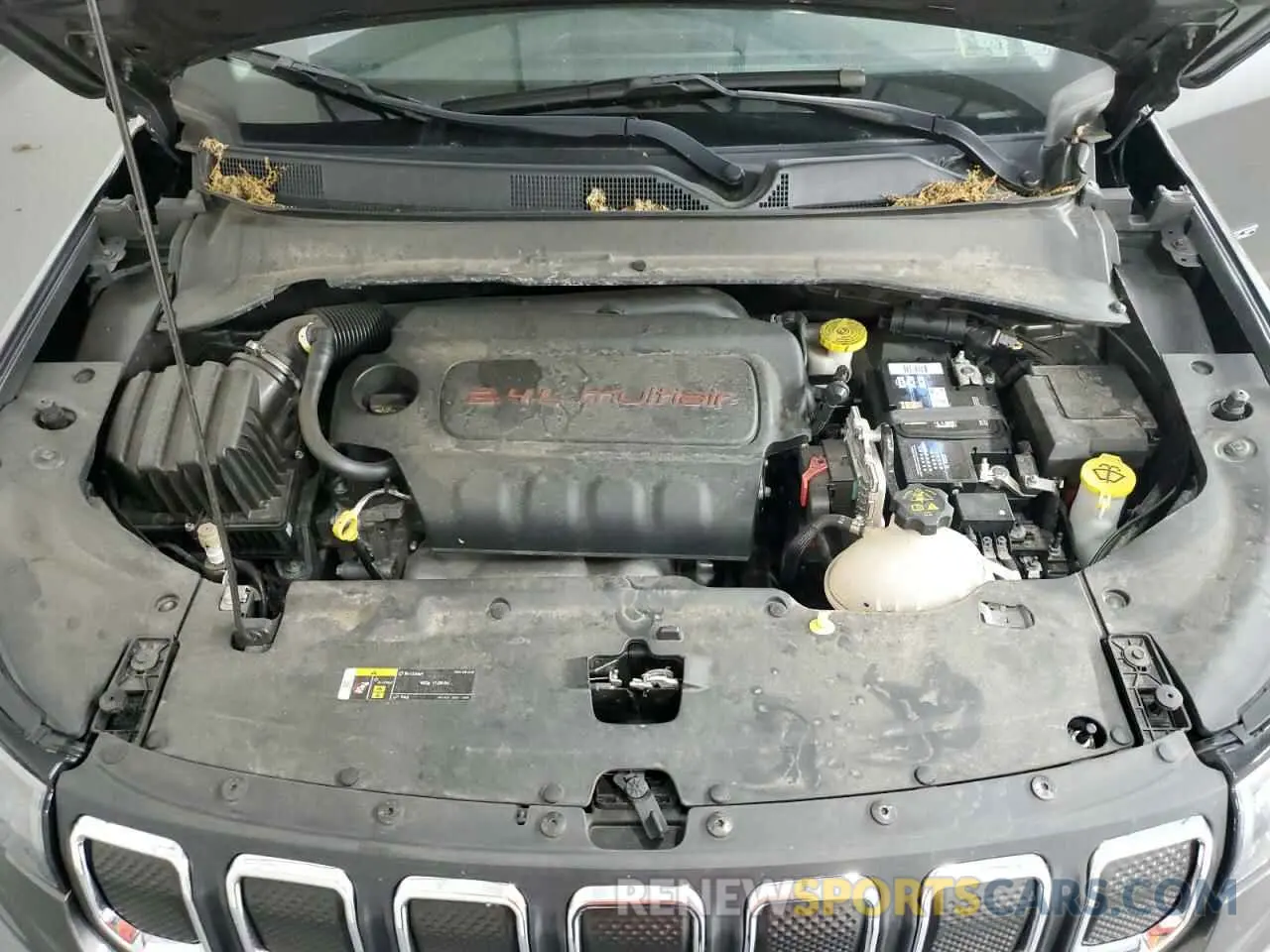 12 Photograph of a damaged car 3C4NJCBB4NT213742 JEEP COMPASS 2022
