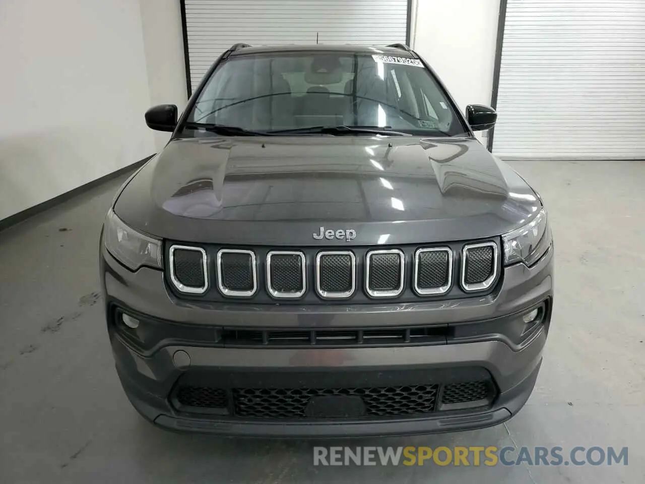 5 Photograph of a damaged car 3C4NJCBB4NT213742 JEEP COMPASS 2022