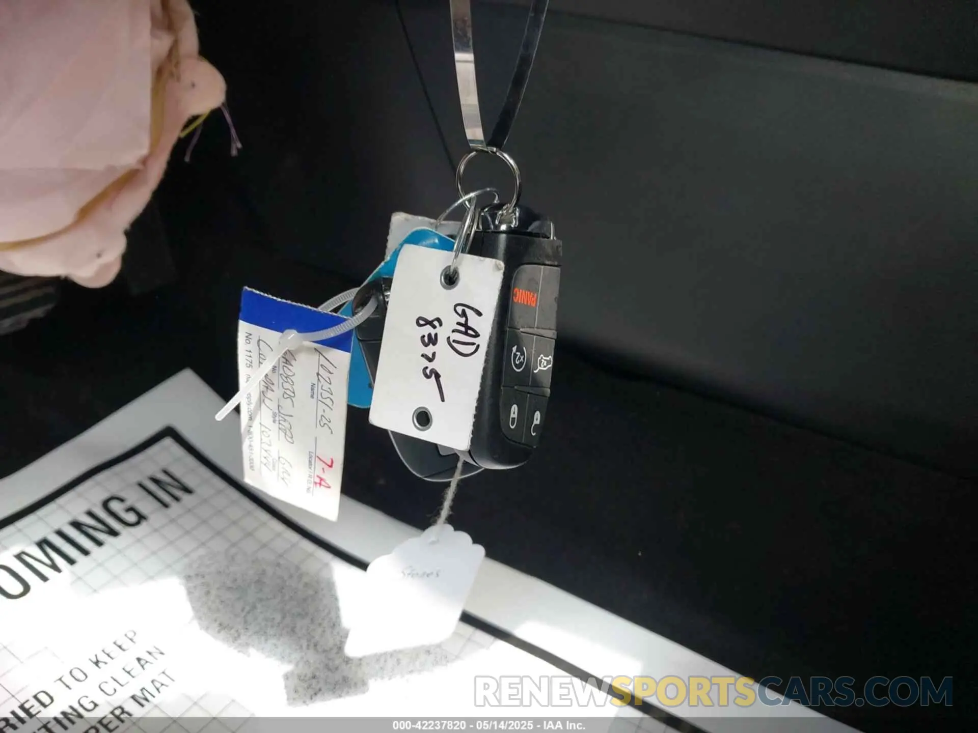 11 Photograph of a damaged car 3C4NJCBB5NT103444 JEEP COMPASS 2022