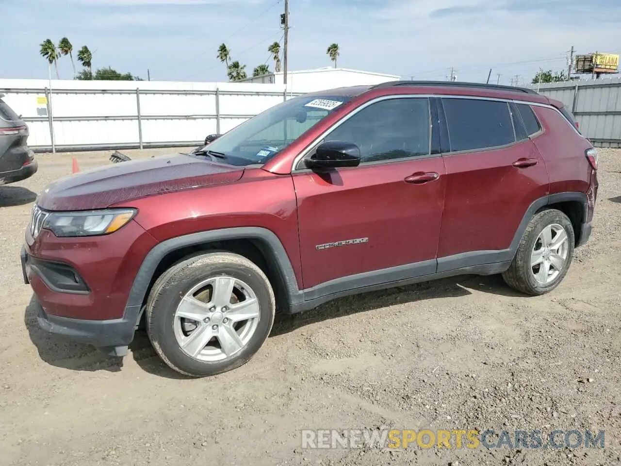 1 Photograph of a damaged car 3C4NJCBB5NT137027 JEEP COMPASS 2022