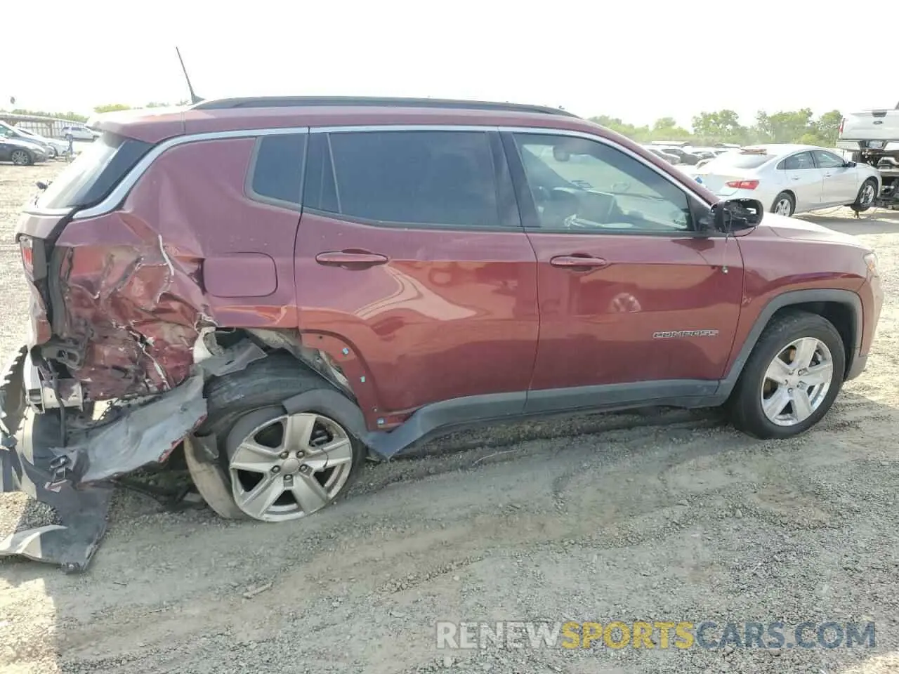 3 Photograph of a damaged car 3C4NJCBB5NT137027 JEEP COMPASS 2022