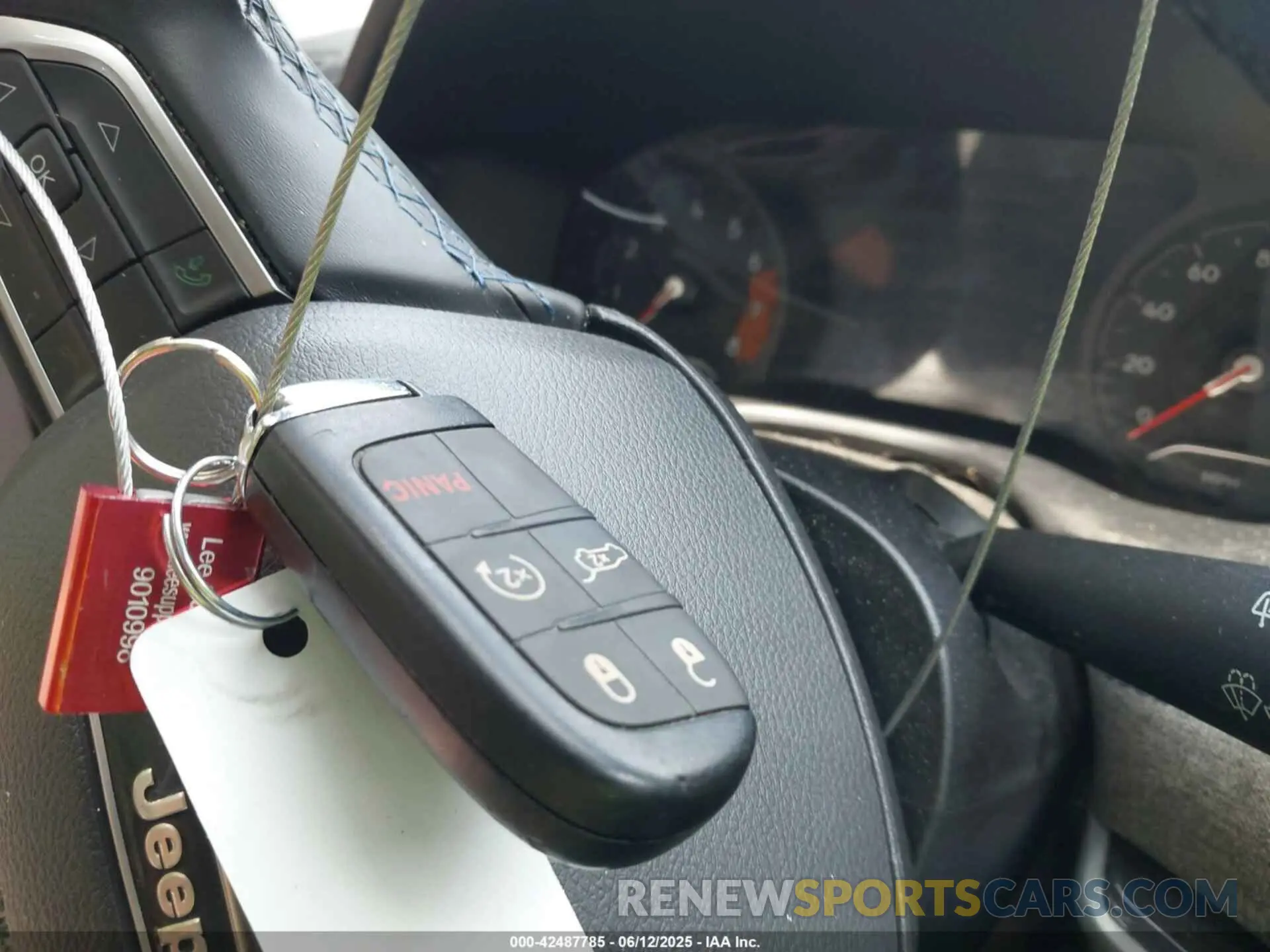11 Photograph of a damaged car 3C4NJCBB5NT140011 JEEP COMPASS 2022
