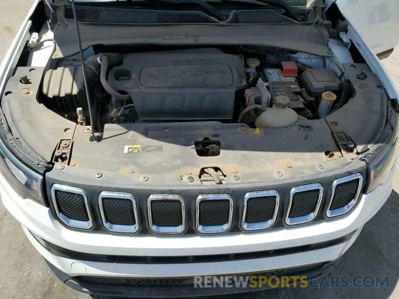 12 Photograph of a damaged car 3C4NJCBB5NT205164 JEEP COMPASS 2022
