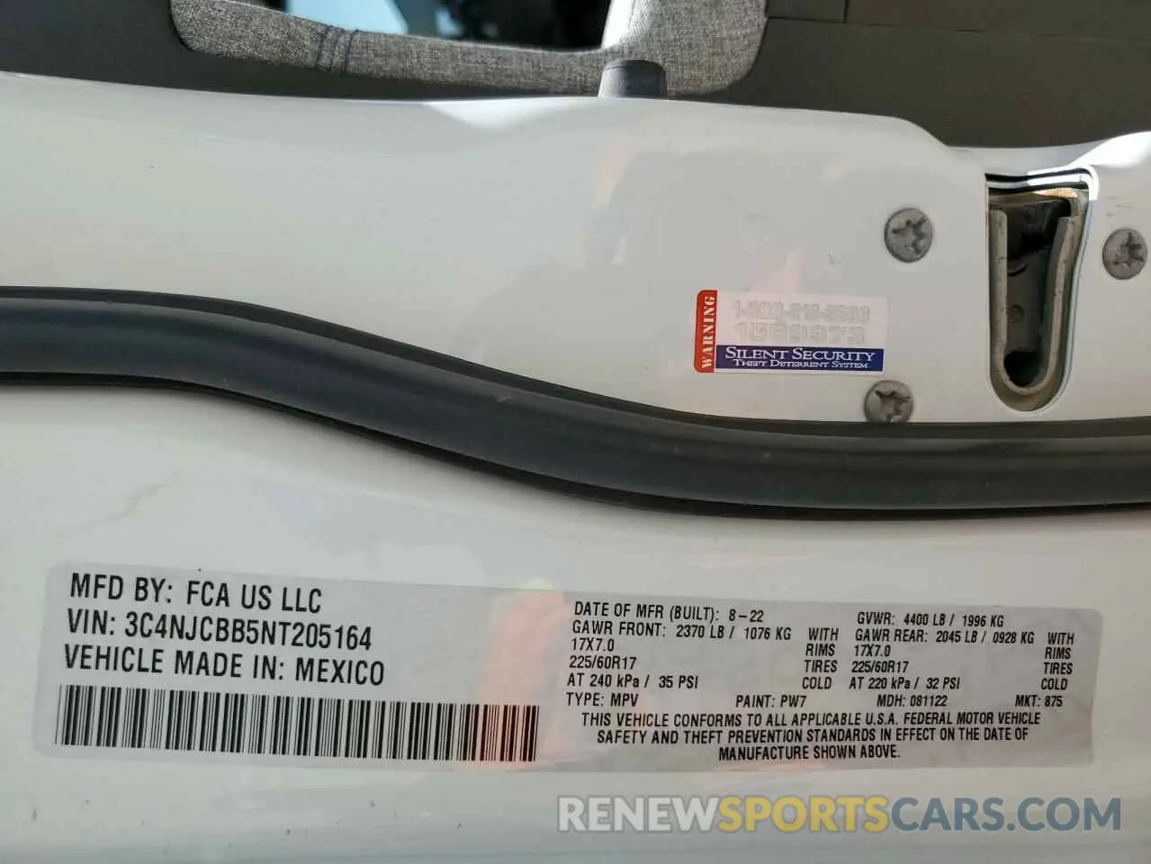 13 Photograph of a damaged car 3C4NJCBB5NT205164 JEEP COMPASS 2022
