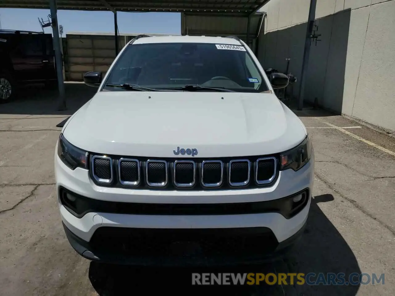 5 Photograph of a damaged car 3C4NJCBB5NT205164 JEEP COMPASS 2022