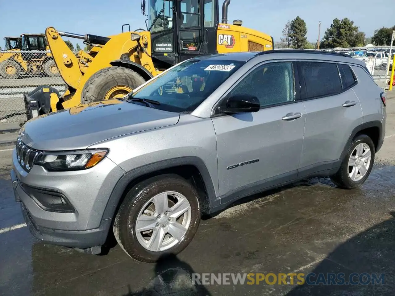 1 Photograph of a damaged car 3C4NJCBB5NT218089 JEEP COMPASS 2022