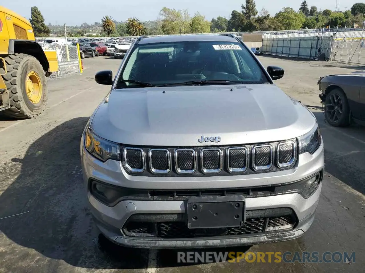 5 Photograph of a damaged car 3C4NJCBB5NT218089 JEEP COMPASS 2022