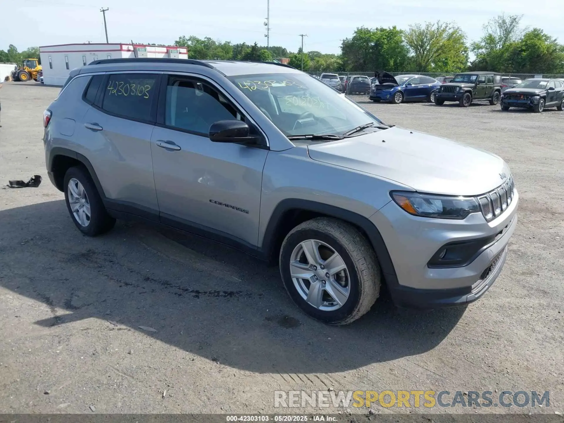 1 Photograph of a damaged car 3C4NJCBB6NT182719 JEEP COMPASS 2022
