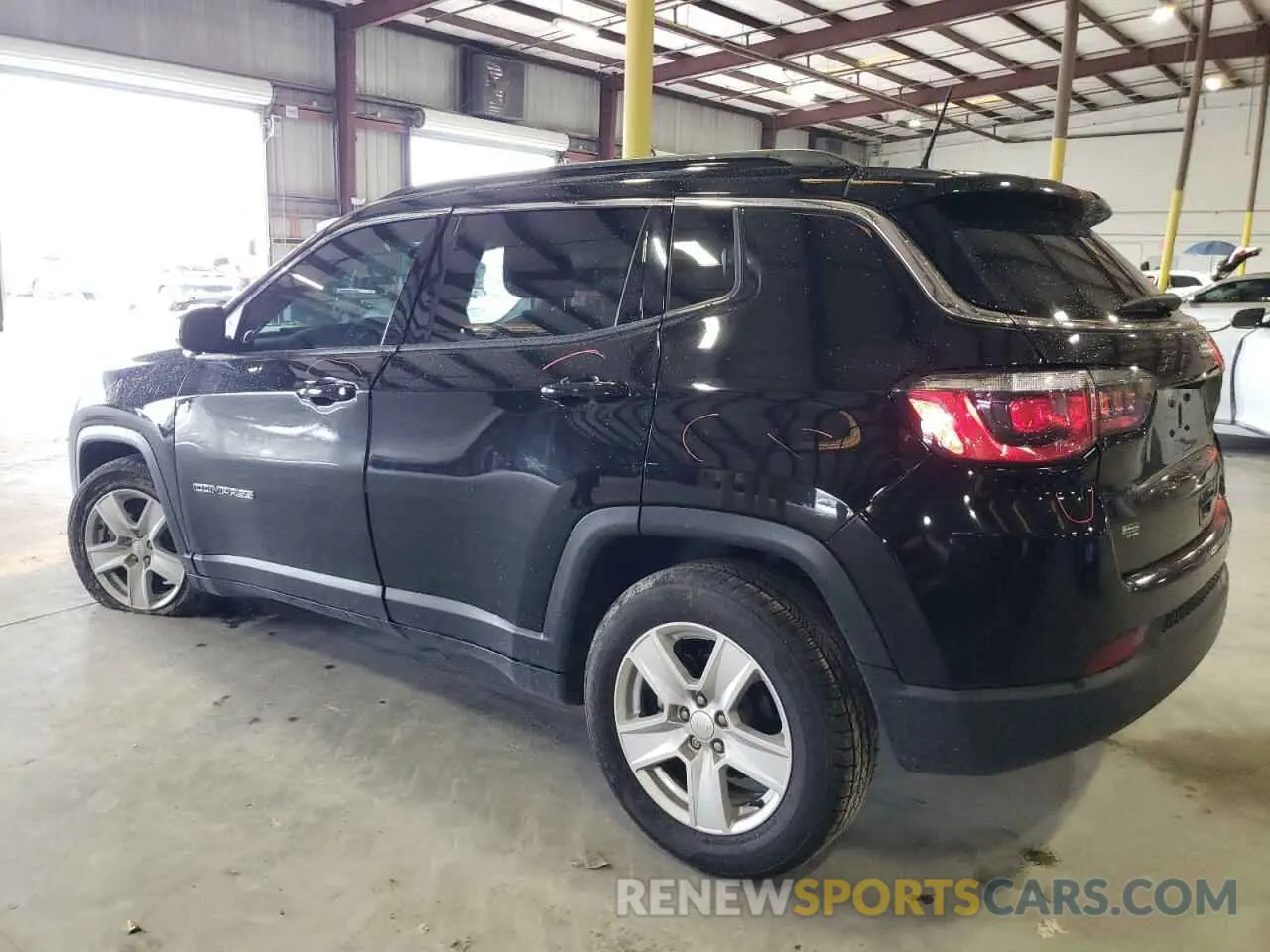2 Photograph of a damaged car 3C4NJCBB6NT213483 JEEP COMPASS 2022